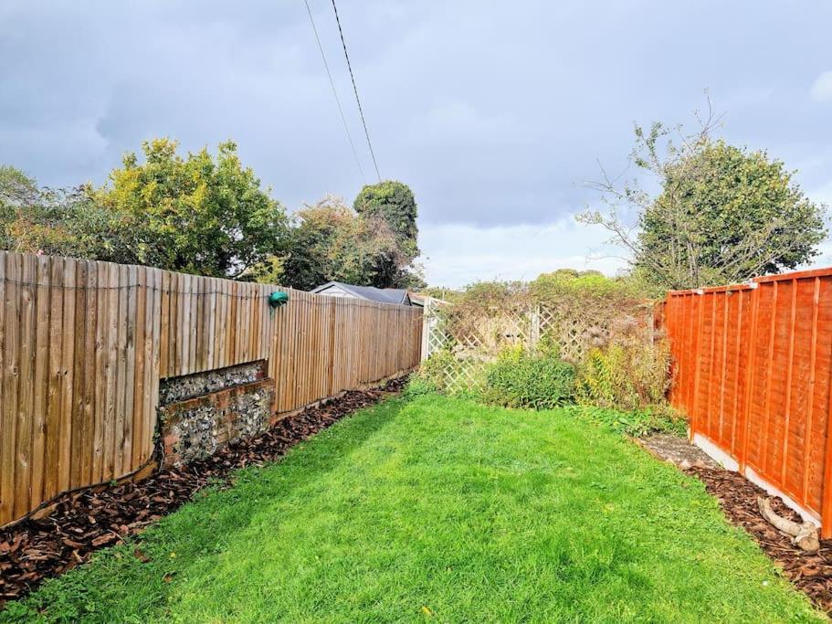Gorgeous 2 Bedroom Kintbury Cottage 外观 照片