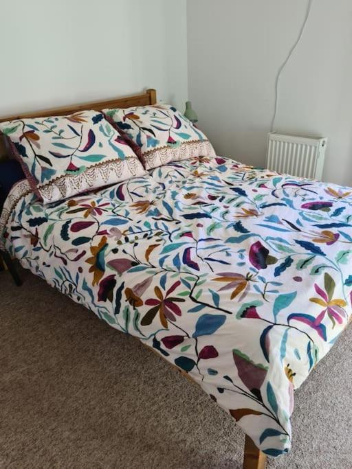 Gorgeous 2 Bedroom Kintbury Cottage 外观 照片